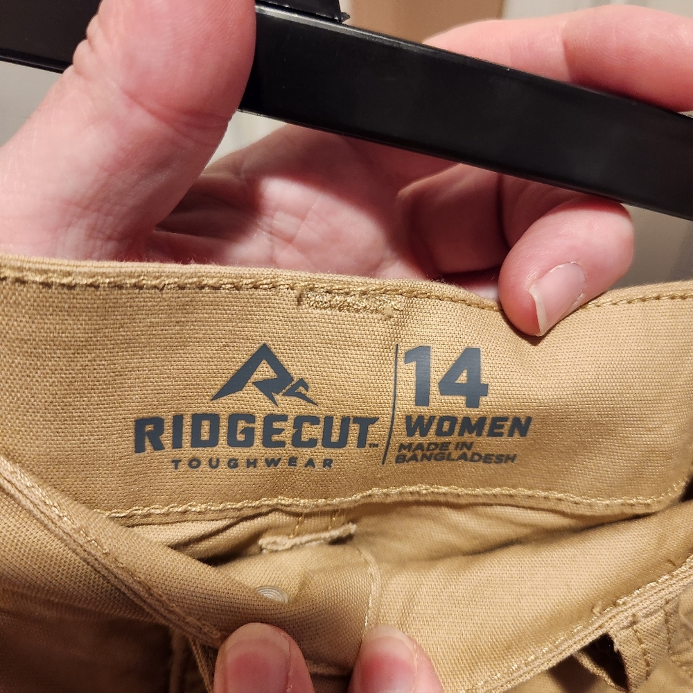 Shorts Womans size 14 - Picture 3 of 4